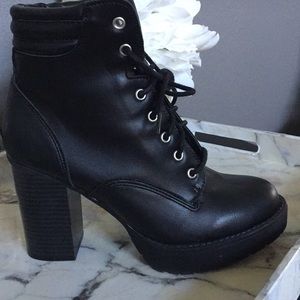 Madden Girl black booties